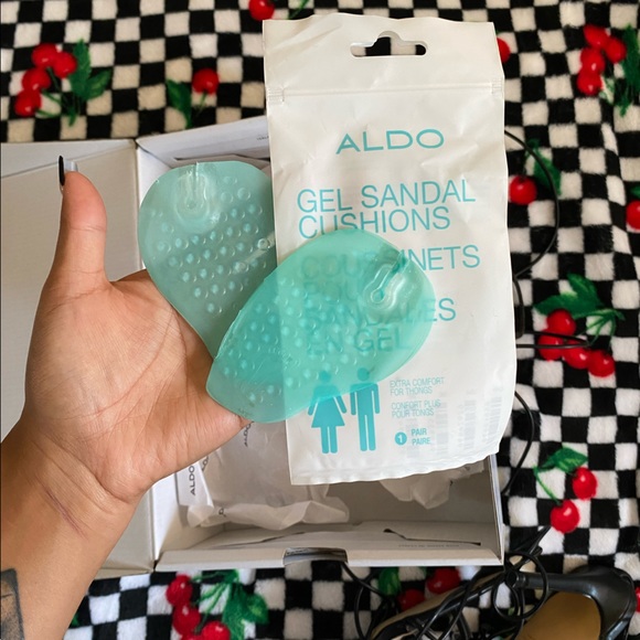 Aldo - Picture 6 of 7